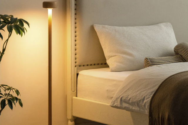 Enhance Your Bedroom with a Vertical Floor Lamp